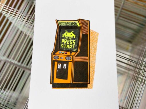 Invadorz Arcade Machine